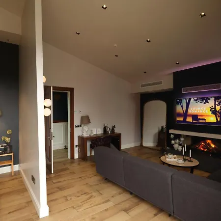 Отель Polonez *